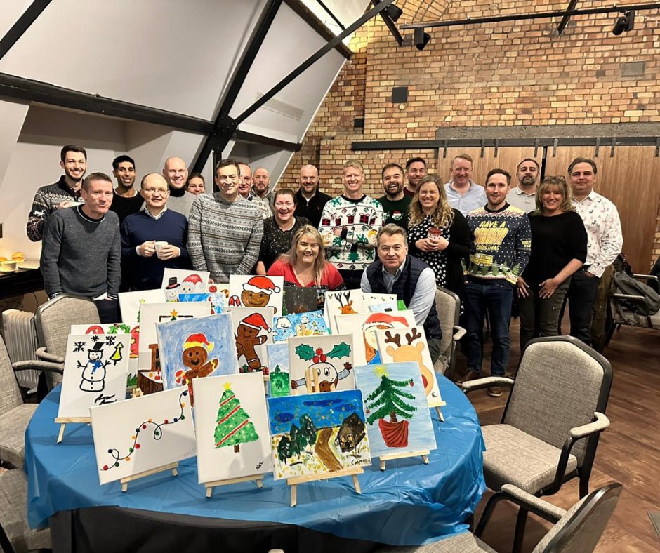 AdmiralLife's tweet photo. We’re in the spirit of giving🎁. With over 700 gifts bought by colleagues for the #MrXAppeal, senior managers using #impacthours at @RMHCUK, and colleagues donating £250 to @TrussellTrust instead of doing Secret Santa, we're feeling grateful to work with good people. #admirallife https://t.co/1xdYLCX0nc