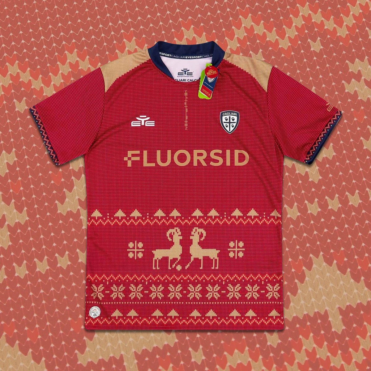 New In | Cagliari Christmas Pre-Match 🎅 We've just added this 2022 ' Christmas Edition' Cagliari pre-match shirt to the site! 🌍 Worldwide  Shipping 🛒 Shop Here - https://t.co/g84YJue1q5