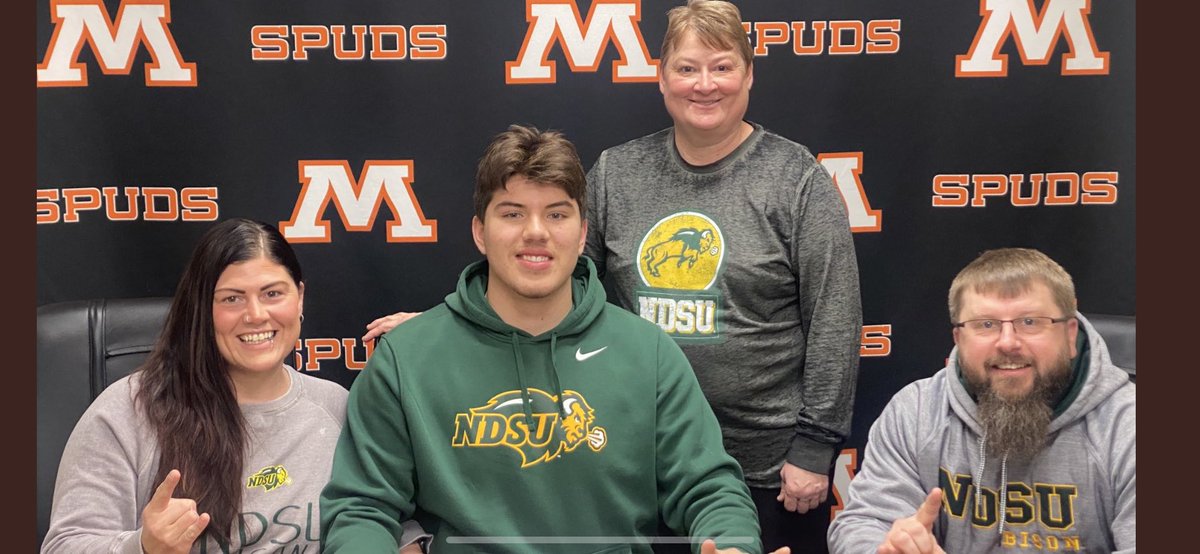 Congratulations to Austin Schultz on signing to play football at North Dakota State!
#Earned 
#Winas1