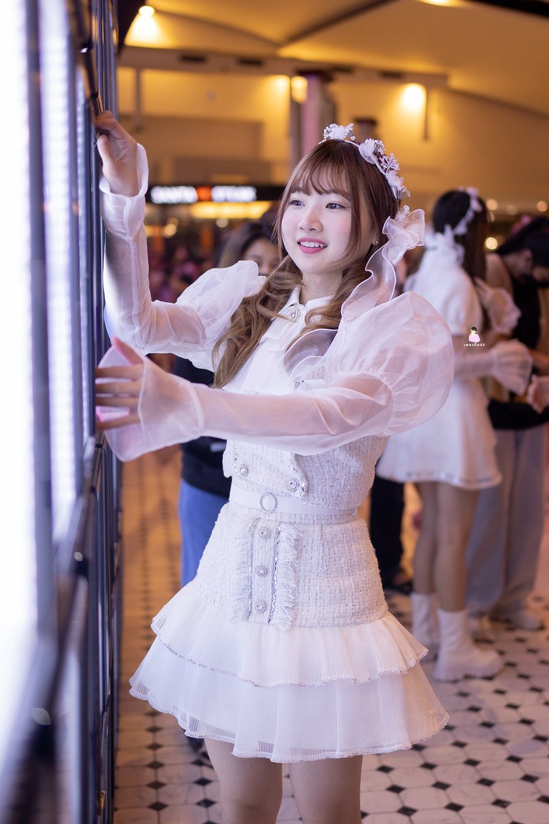 Kaimook_gallery's tweet photo. ขอบคุณสำหรับทุกช่วงเวลาที่ผ่านมา ขอให้โชคดีกับเส้นทางใหม่ แล้วไว้เจอกันใหม่นะ 💚

#KaimookBNK48 #BNK48 #BNK481stGEN_SpecialStage https://t.co/irF8aBd8yt