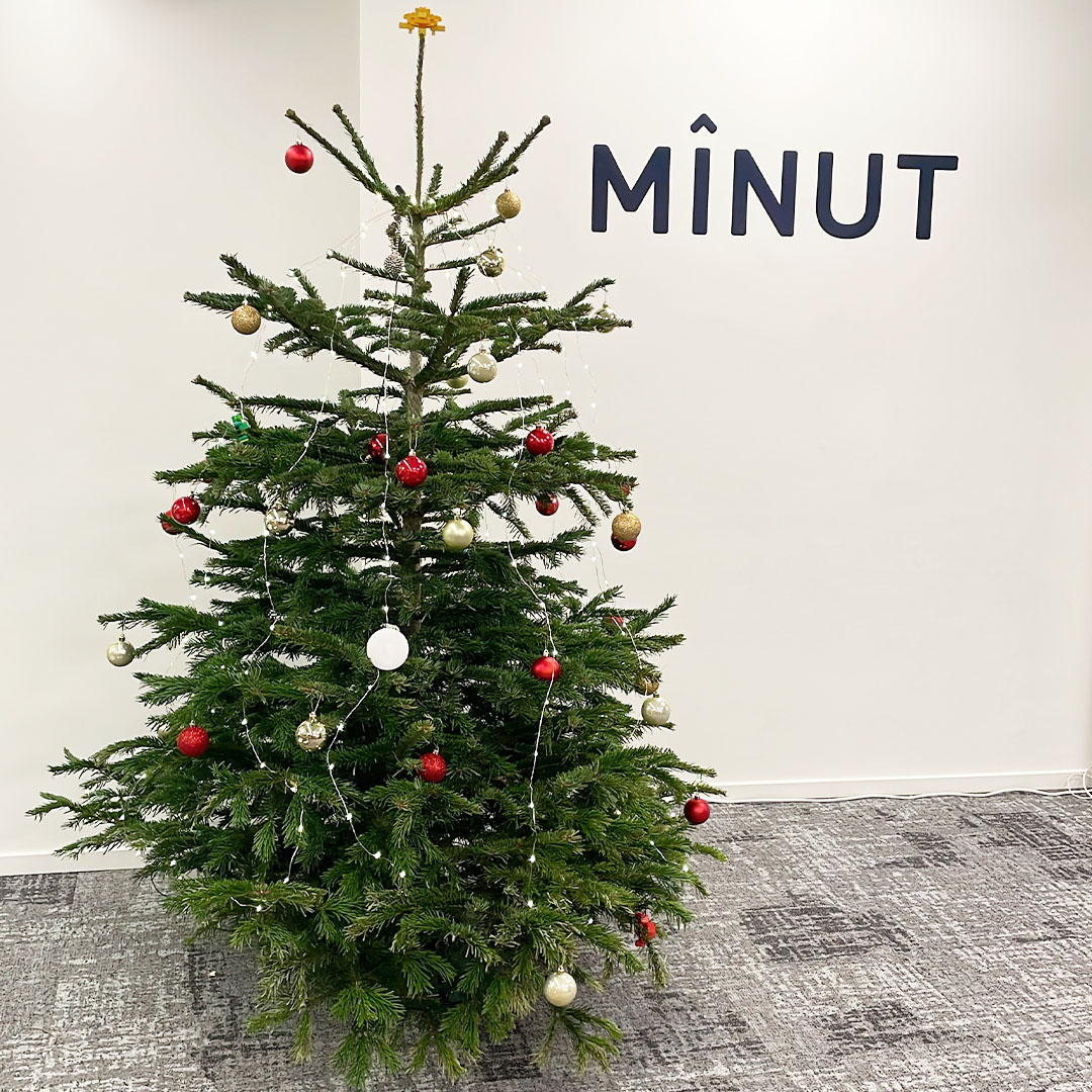 MinutHQ's tweet photo. We're getting our office ready for Christmas 🎄 Can you spot our very special Minut ornament?

#HostHappy #happyholidays #shorttermrental #vacationrental #proptech https://t.co/NOXhLoI9jU