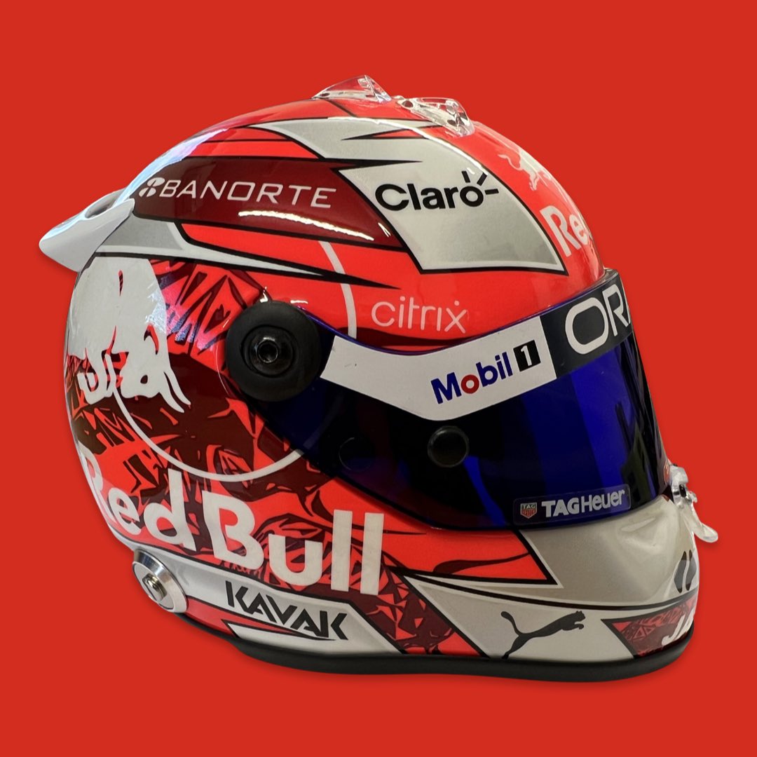 F1Helmetscom's tweet photo. @schecoperez @redbullracing @f1helmetscom #F1 #redbull #f1helmets #helmet https://t.co/58EQwjY7MY