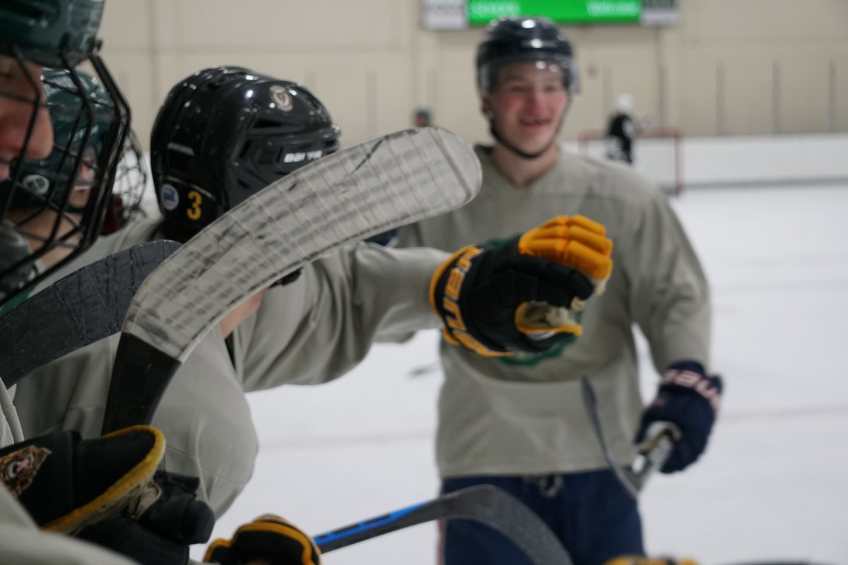 Nichols Hockey tweet media