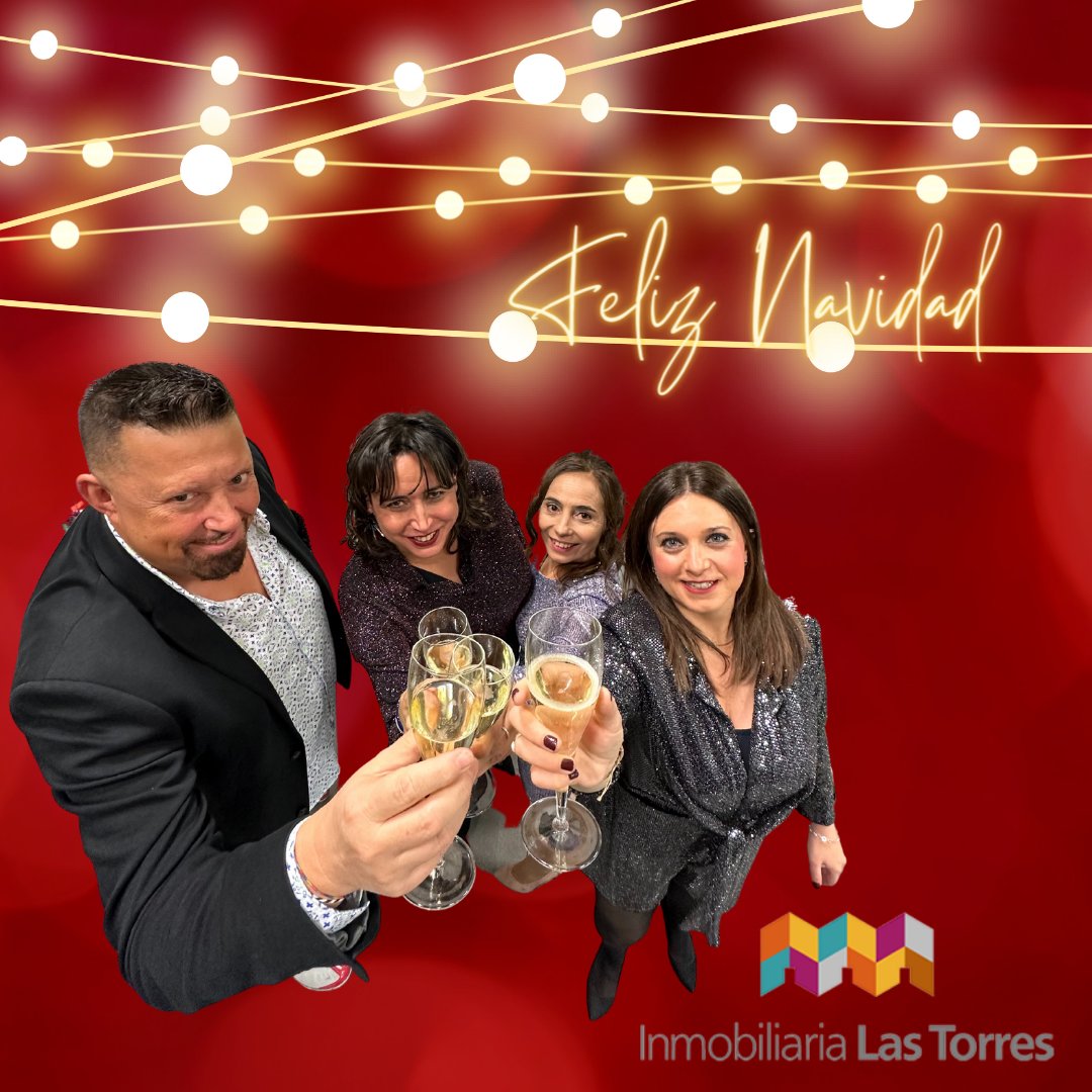 Todo el equipo de Inmobiliaria Las Torres os desea que paséis unas felicísimas fiestas 😍 ¡A disfrutar de estos días para cargar pilas con todo lo que viene en 2023!🥳