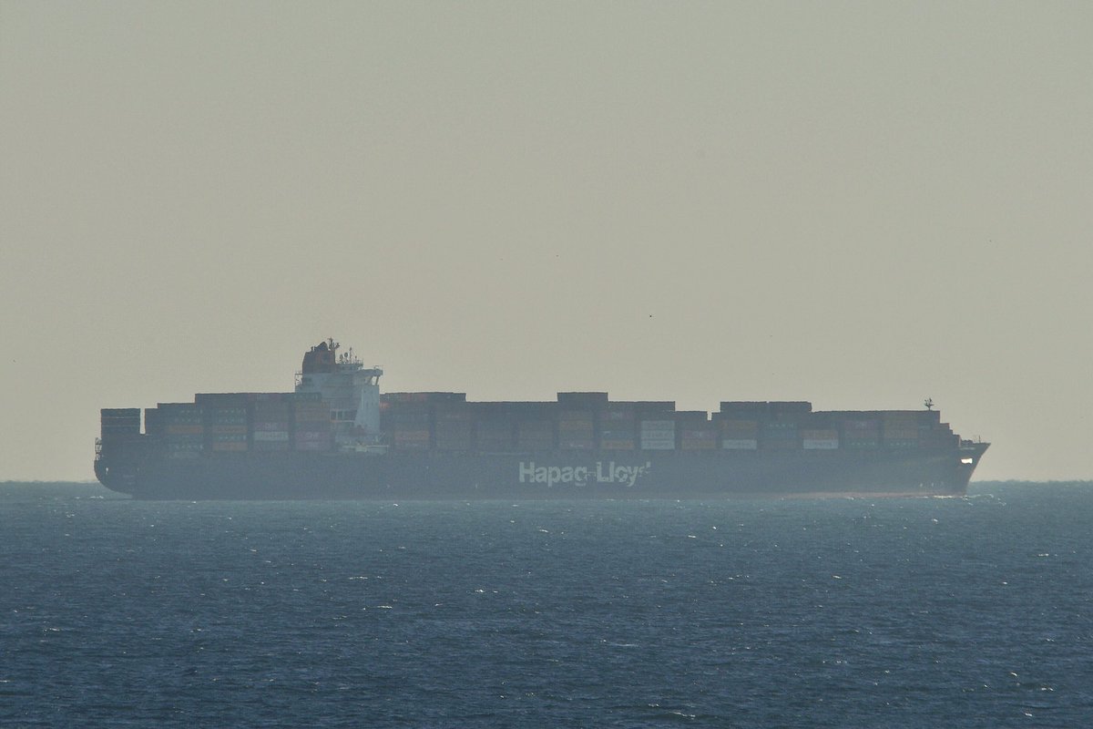 johnmorgan726's tweet photo. The MISSOURI EXPRESS, IMO:9349552 en route to Antwerpen, Belgium, flying the flag of the United States 🇺🇸. #HapagLloyd #ContainerShip #MissouriExpress #ShipsInPics https://t.co/viNrtcZeIR