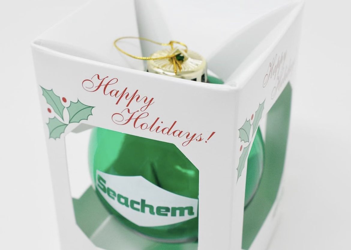 seachem's tweet image. Spread some cheer with this holiday ornament from Seachem! Available for orders here: purchases.seachem.com Happy Holidays! #seachem