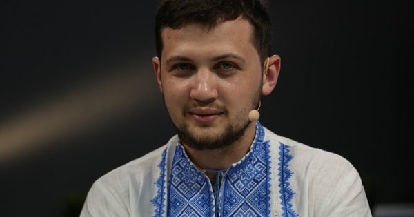 OlenaHalushka's tweet image. Former russian hostage Hennadiy Afanasiev died on the frontline in the Luhansk region. He was an activist and a public figure, served in the territorial defense unit. Spent 2yrs in the russian captivity in 2014-2016. Rest in peace. Shocking
Source: ru.krymr.com/a/news-gennadi…