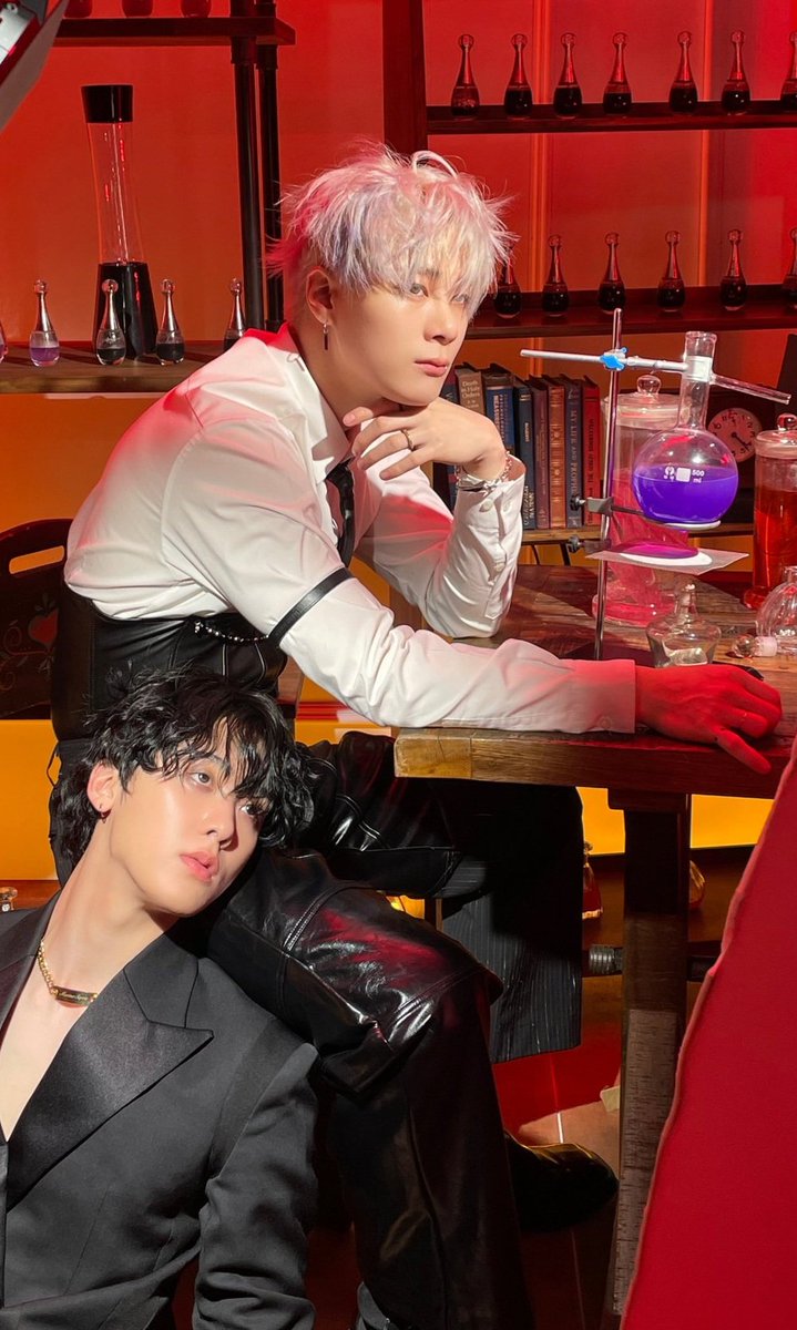 살려줘....ㅠㅠㅠㅠ
으아아아앜  ㅠㅠㅠㅠㅠ
#문빈 #MOONBIN