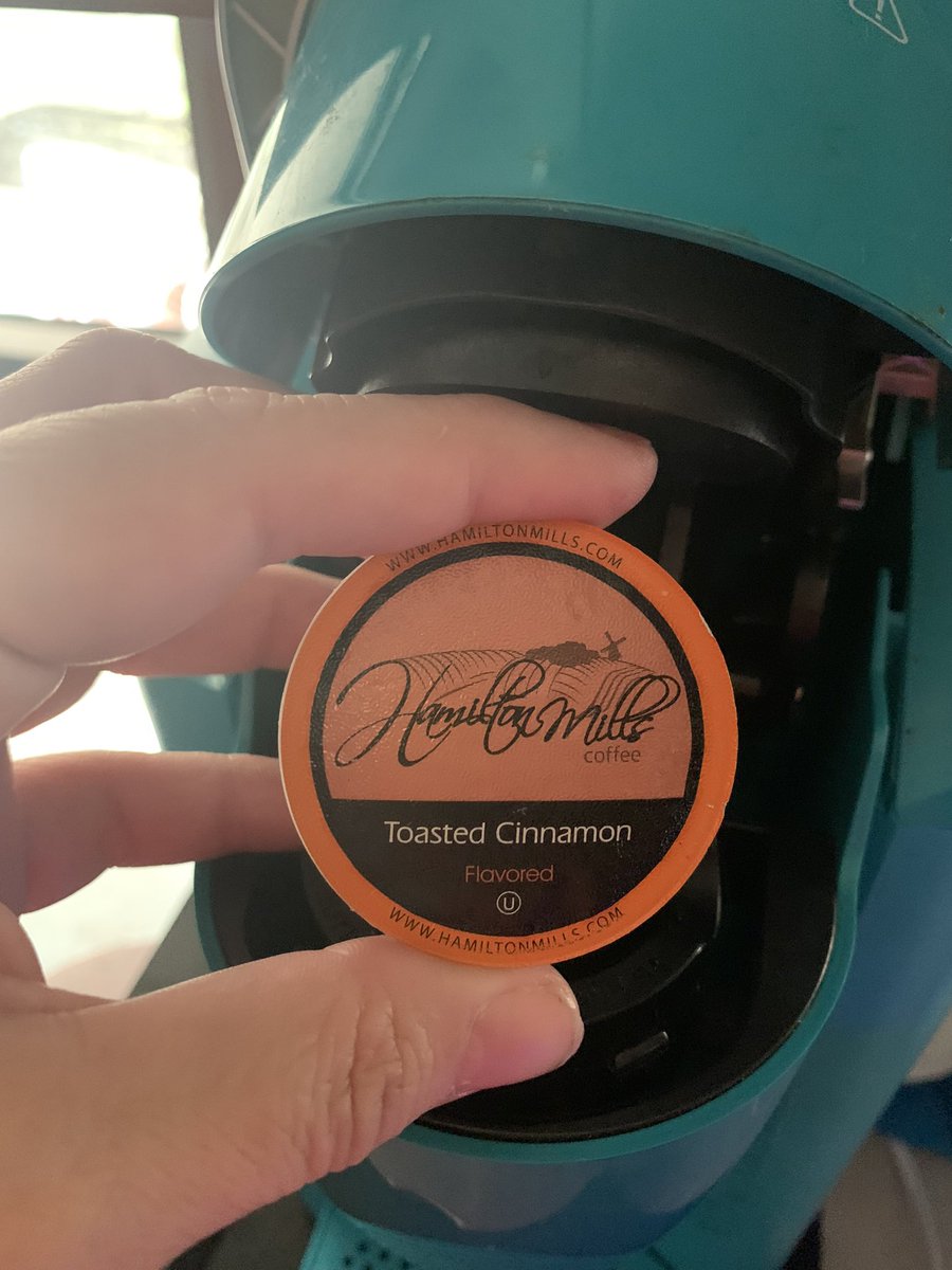 themeekmoose's tweet image. Thought I was going out on a limb with this one- still reeling from that disastrous Fire Water incident in ‘93 and have avoided cinnamon like the plague. But Meeky Liked It! Quite pleasant. @MelodySamsel #40cupswithMeek