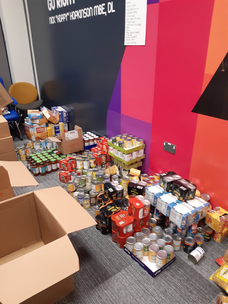WarringtonYZ's tweet photo. We are so grateful to all the businesses and local residents who have supported our #Christmas appeal for families in need. HUGE thanks to Lucie Hyde from #LNHTransportLtd who has made a significant donation to @WarringtonYZ to place a huge food order with Asda for more hampers⭐️ https://t.co/7xPUziIA32