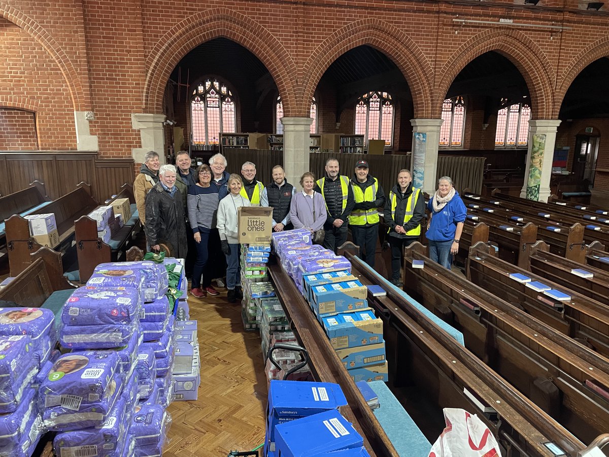 Harris & Bailey Ltd (@harrisandbailey) on Twitter photo Harris & Bailey have decided to do things a little differently this year and donate food and necessities to @Purleyfoodhub instead of giving hampers to our customers. Thanks to @Sainsburys Selsdon, @polypipetrade, & the volunteers at <a href="/PurleyFoodHub/">Purley Food Hub</a>
#community #merrychristmas Harris & Bailey have decided to do things a little differently this year and donate food and necessities to @Purleyfoodhub instead of giving hampers to our customers. Thanks to @Sainsburys Selsdon, @polypipetrade, & the volunteers at <a href="/PurleyFoodHub/">Purley Food Hub</a>
#community #merrychristmas