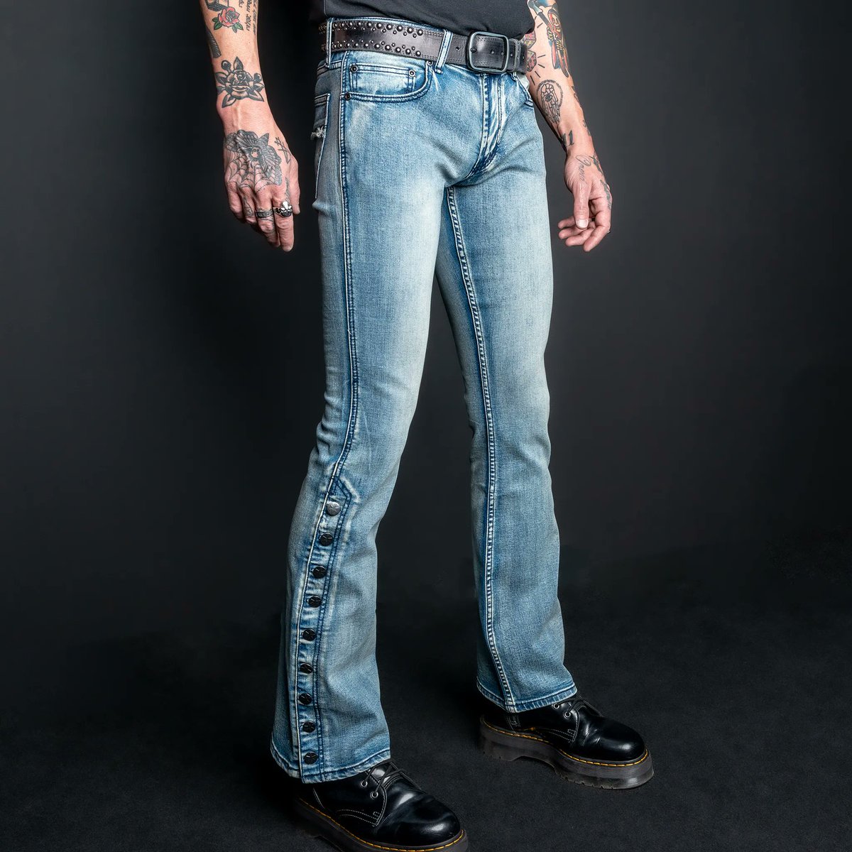 wornstar's tweet photo. NEW Hellraiser Side Button Pants - Classic Blue | https://t.co/nqcBZXhlza
Available for PREORDER NOW | Ships Jan. 2023 | Receive 10% OFF at checkout automatically. #wornstar #wornstarclothing #essentials #sidebutton #jeans #pants #bluedenim #wornintowearout #fueledbyrocknroll https://t.co/2bcfLS2a7l