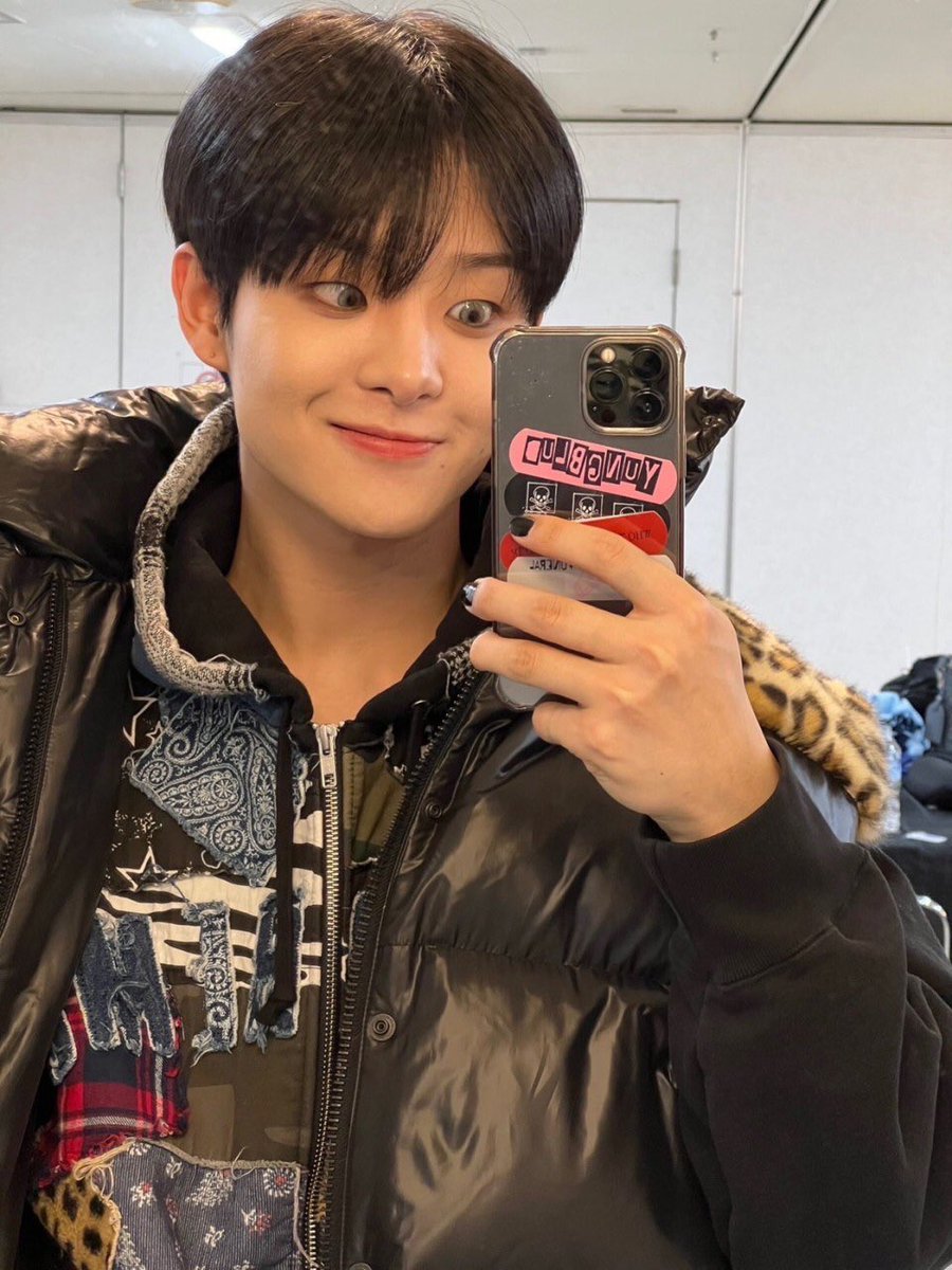 神戸牛じゃなく神戸ちゅ😘

✍️by #JIHOON #지훈 #ジフン #트레저 <a href="/treasuremembers/">TREASURE</a>