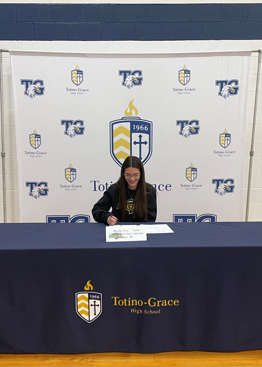 toddcina's tweet photo. Signing Day!  Congratulations Brooke.  We are so proud of you!  @TotinoGrace @NDSUTrackField @MNMilesplit https://t.co/uCYLe2Qxz0