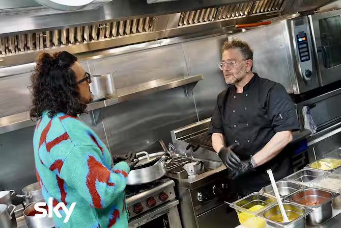 #alessandroborghese  Rosario in locanda kitchen 👨🏻‍🍳👨🏼‍🍳