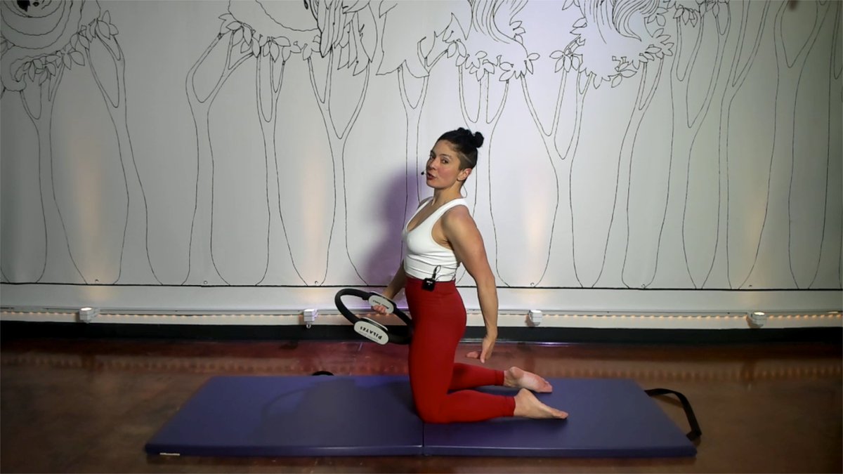 geekmoves's tweet image. Hey Body Geeks! Check out my latest pre-recorded classes so that you don&apos;t miss another #magiccirclemonday or #cardiocircuitfriday.
Get Access Here: bodygeekmovement.as.me/classes