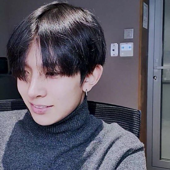 I told พระแม่ลักษมี about you