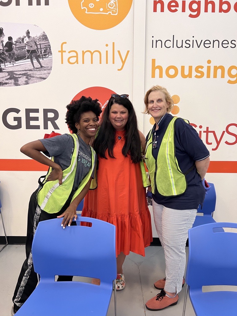 bwaydallas's tweet photo. We may be in the holiday season now, but our team has felt the holiday spirit all year long volunteering with our cherished partner, CitySquare. We’re so thankful to have the opportunity to volunteer with such an impactful organization. https://t.co/J6PuBzQLq1