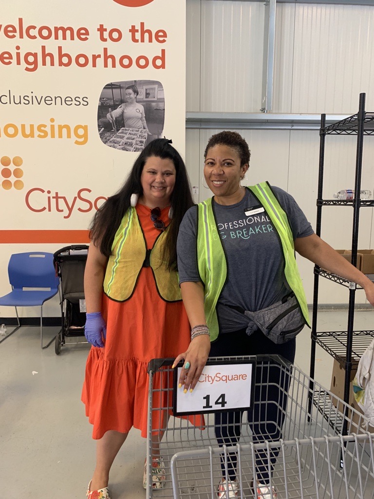 bwaydallas's tweet photo. We may be in the holiday season now, but our team has felt the holiday spirit all year long volunteering with our cherished partner, CitySquare. We’re so thankful to have the opportunity to volunteer with such an impactful organization. https://t.co/J6PuBzQLq1