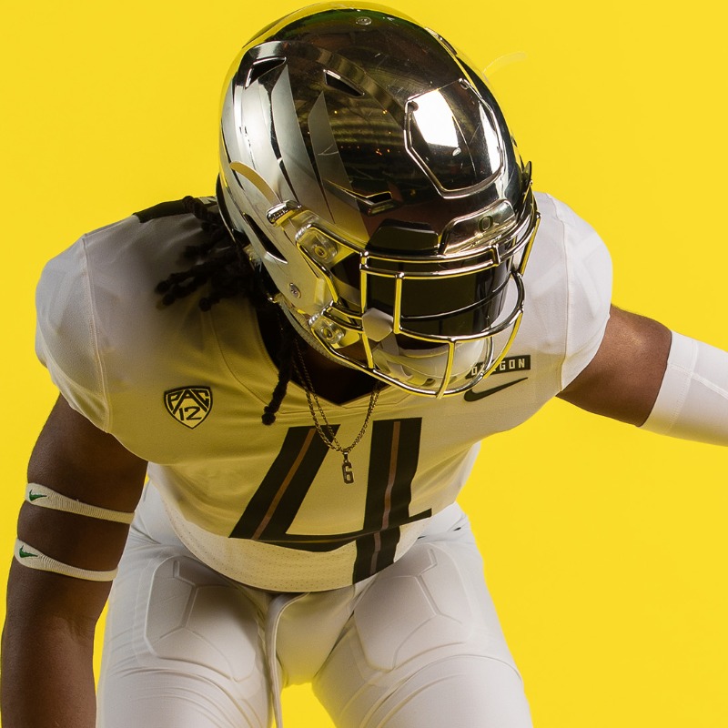 oregonfootball's tweet photo. Taking flight.
Join us in welcoming @So1o_Davis!
#GoDucks x #NSD23