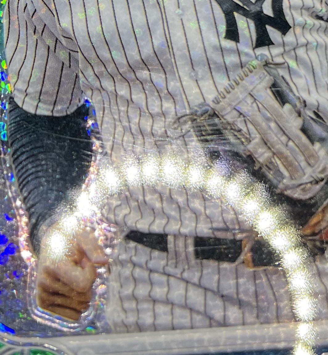 Jehcub's tweet photo. Ran into my 1st and definitely not the last eBay seller who claimed this Aaron Judge SP to be “Perfect Condition”. I get it in hand, he took it out of the top loader and penny sleeve to ship it in one-touch w/o a sleeve…(pic 1 is from listing)…#HobbyFail @CardPurchaser https://t.co/jPmjzQR6Tg
