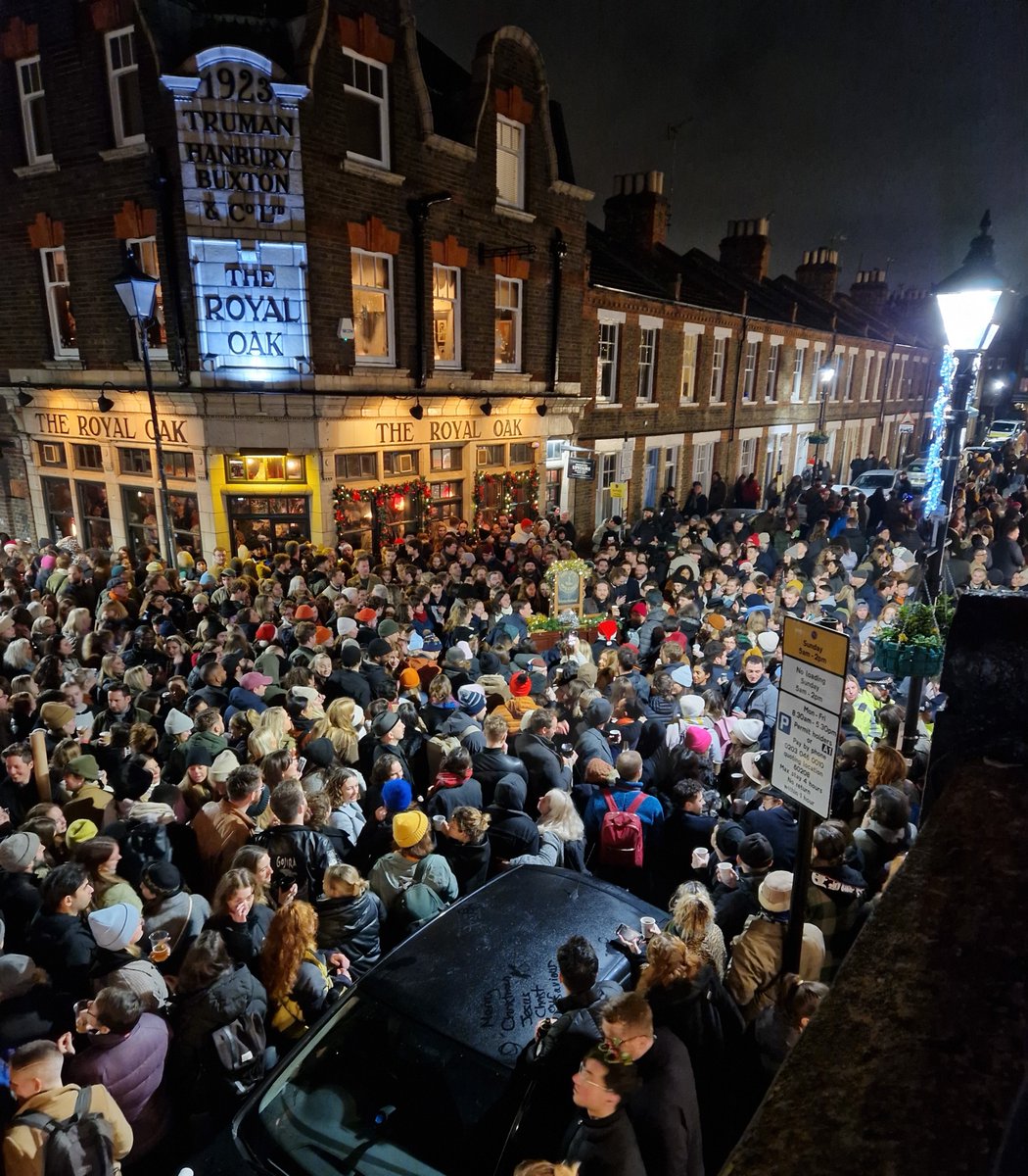 So this is happening on Columbia Road 🎅