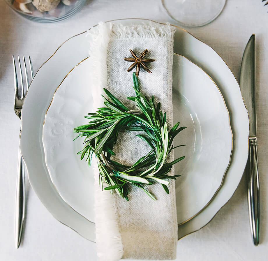 lovedearcleo's tweet photo. The perfect tablescape to celebrate the first day of winter 🌲❄️

https://t.co/sUIryuucdJ
📸 @Pinterest

#DearCleo #BeBeautiful #DearCleoCrew #FirstDayOfWinter #WinterSolstice https://t.co/3S4ObO0nR3