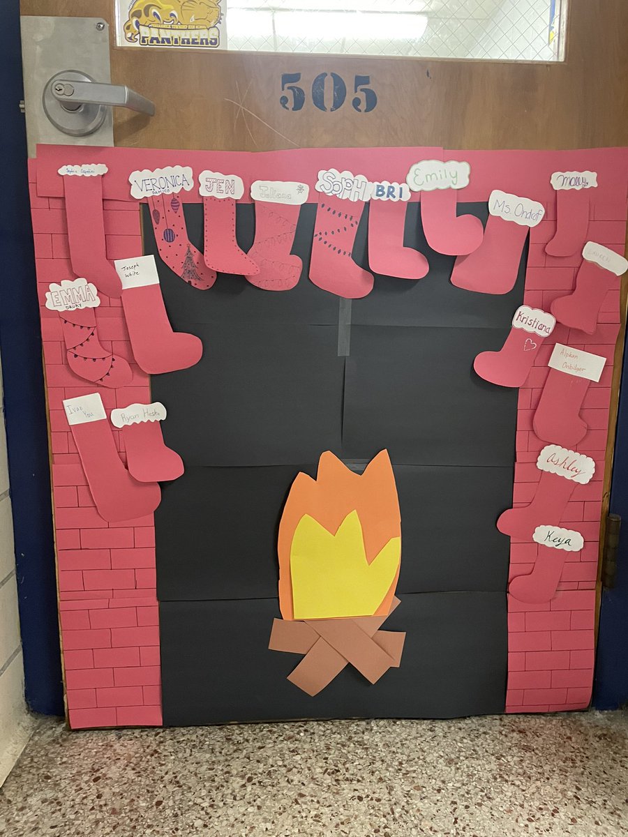 The seniors’ stockings were hung by the chimney with care…in hopes that winter break soon would be there!!❄️ <a href="/pthsnation/">Pequannock Township High School</a>