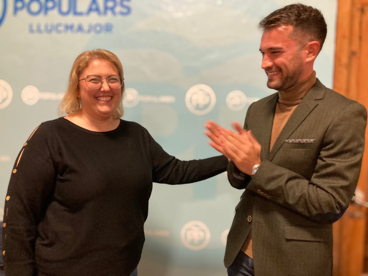 La junta llucmajorera ha proclamat per unanimitat l'elecció de la presidenta de la junta local de Llucmajor, <a href="/XiscaL/">Xisca Lascolas</a> , com a candidata pel partit popular a les pròximes eleccions municipals.