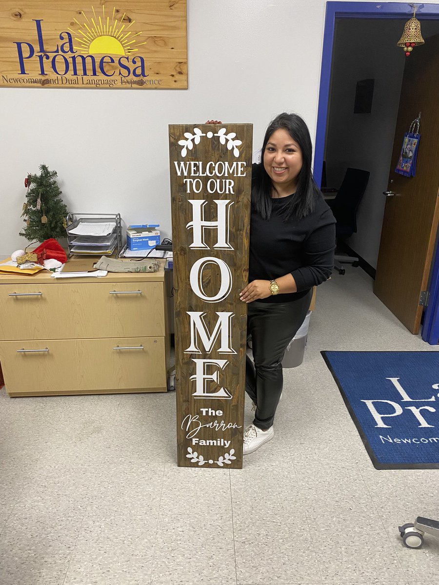 NoahsArk2021's tweet photo. Another great welcome sign right in time for the holidays! I hope you enjoy it  @jrod986 @DBrogee @Laprofe_Perez https://t.co/cfQz2h0bUR