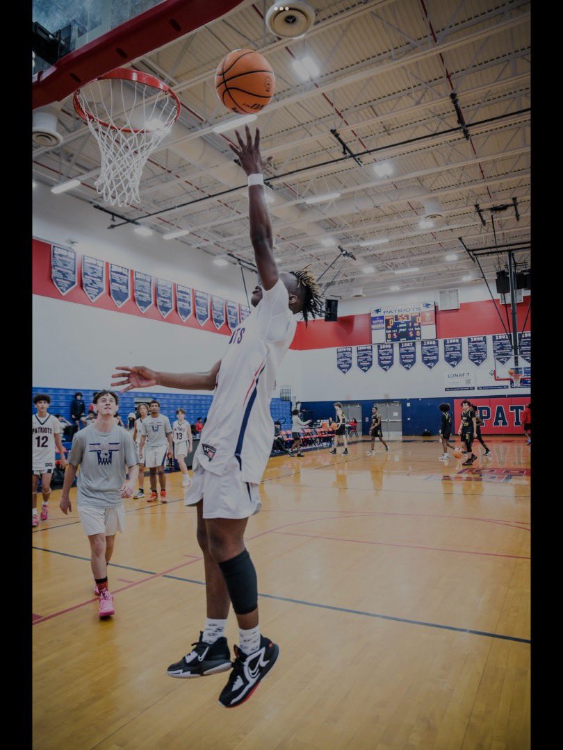 _OneFred's tweet photo. Slowing making dreams come true #basketball #classof2025 #Florida #Lakebrantleyhighschool #notcommitted https://t.co/UZTYb3jpxK