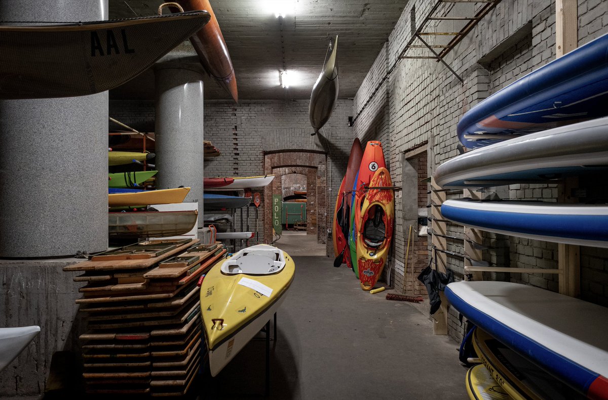 doinggeography's tweet photo. @GrimArtGroup Some of my favourite photographs are these: In the planned SS guardhouse in the #CongressHall #Kongresshalle on the #NaziPartyRallyGrounds, a canoe club has set up a clubhouse, workshop, gym, etc. #urbanexploration #photography by @doinggeography https://t.co/Fu2wCUruyn