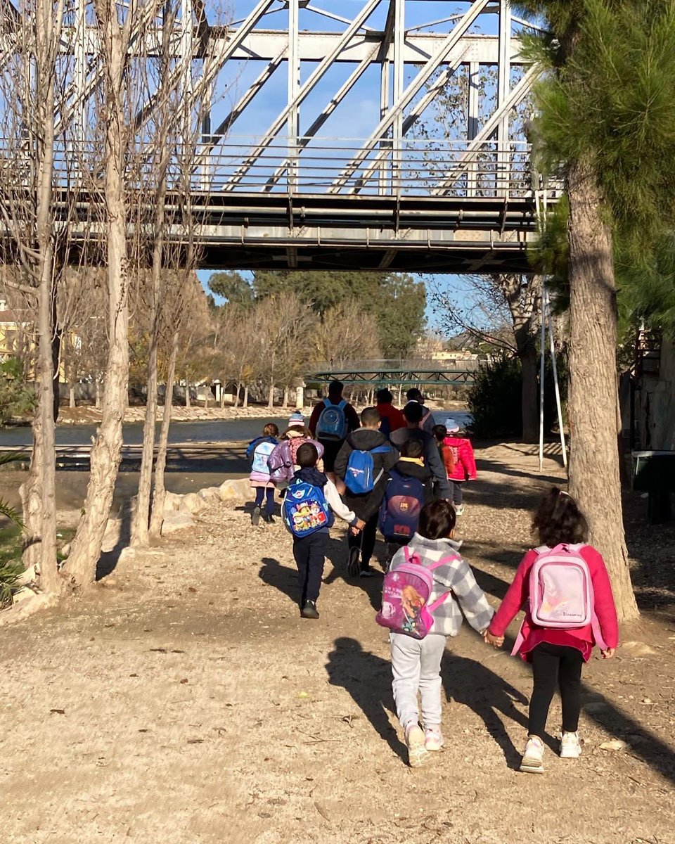 AlboresMurcia's tweet photo. 🏕️Plan Corresponsables financiado por el Ayuntamiento de Ceutí, dentro de su programación de fin de semana, desarrollamos actividades con niños y niñas para conectar con la naturaleza y aprender valorar la necesidad de respetarla y conservarla.

#albores #plancorresponsbales https://t.co/BEFwKYIw7M