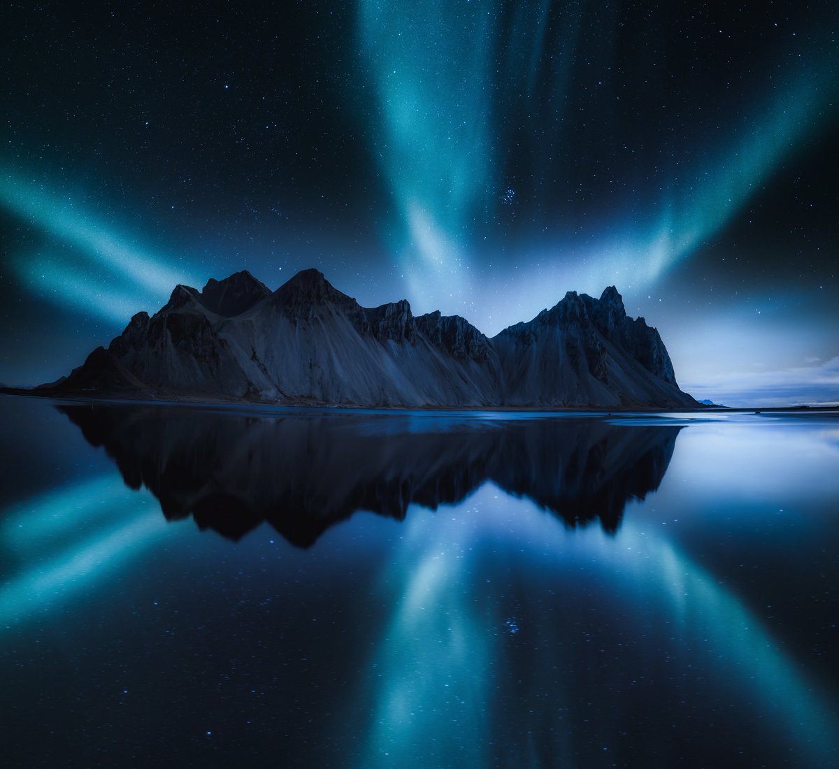 The artist 🤍 the art