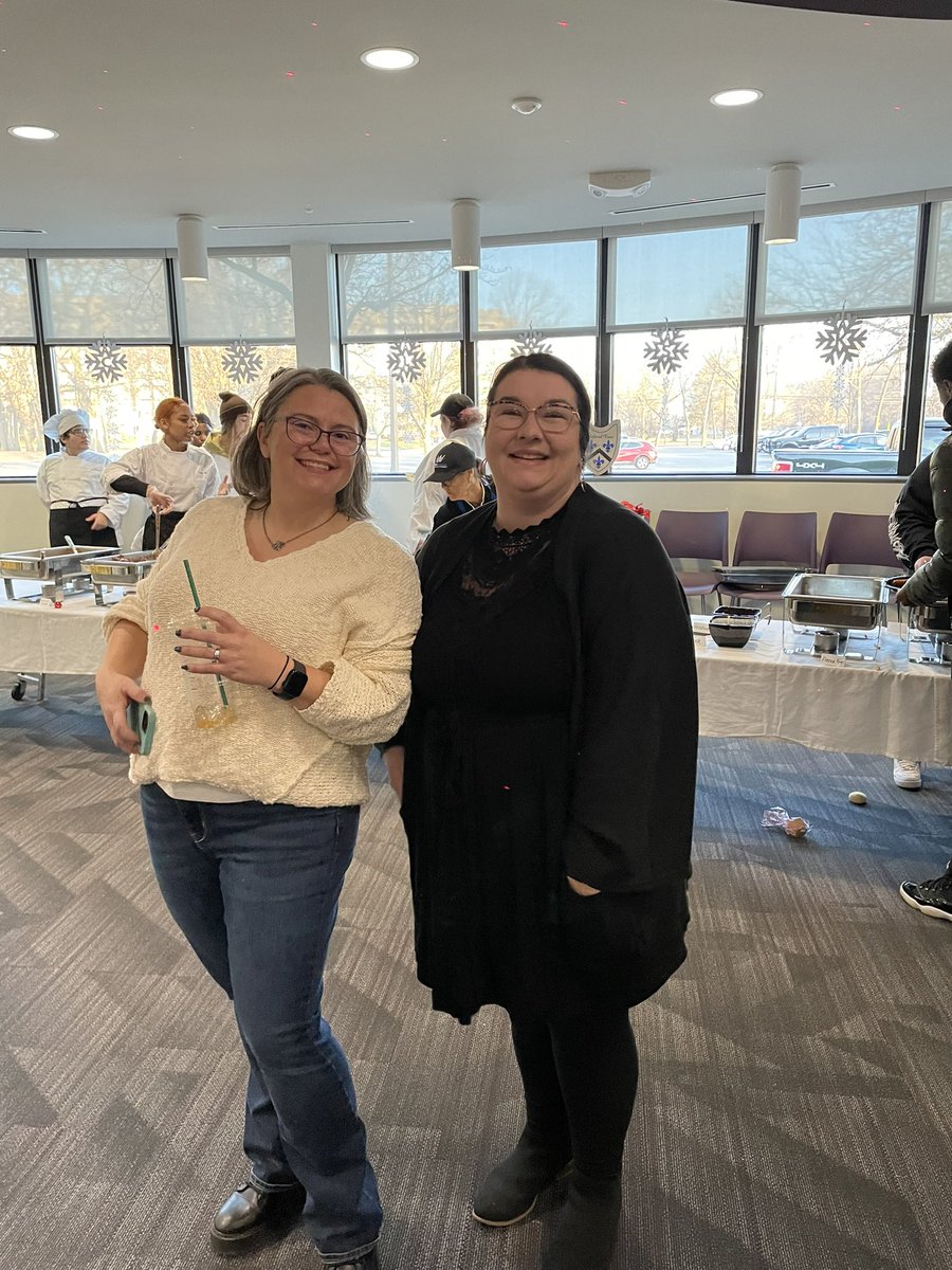 FordCTC's tweet image. Cross-program collaboration prepares students to work on cross-sector teams in the workplace. #FordCTC #edpathwaystosuccess #skilledtrainedready #greatfuturesstartrighthere