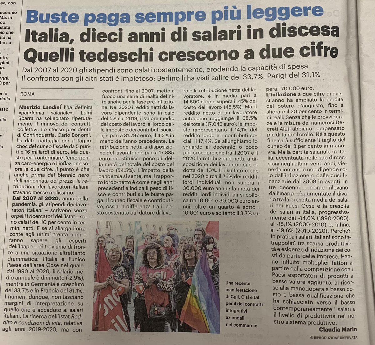 LugliSte's tweet photo. #Salari giù del 10% in 10anni in un paese che in 30anni ha ridotto il salario medio. Una condizione figlia del consociativismo che ha unito centrodx e centrosx contro i lavoratori. Una situazione che il governo Meloni non può che peggiorare senza una ripresa del conflitto sociale https://t.co/sDz4onR2uP