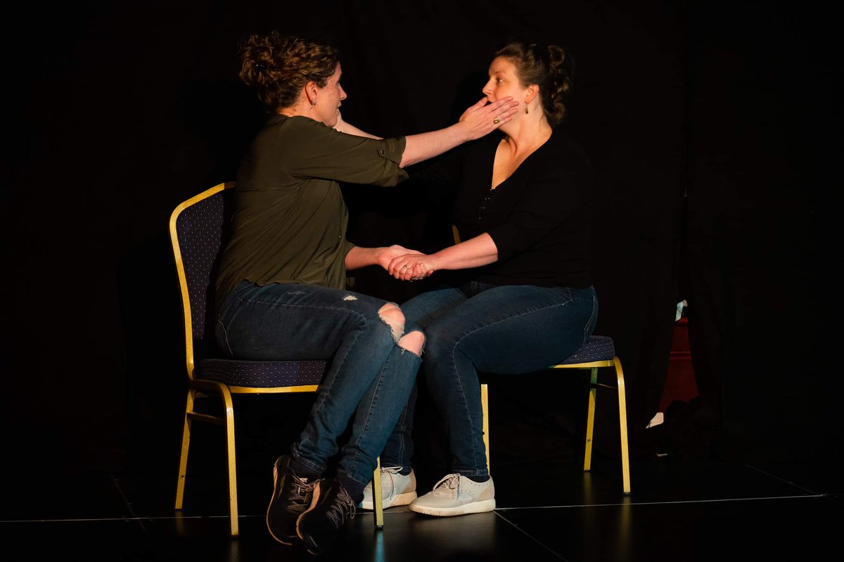 jesssssimprov's tweet photo. Happy solstice! We have a lot to look forward to in the New Year, and our first show will be at the brilliant @mothbutterstory festival in February! Come hear us improvise about parenthood - tickets can be prebooked here: https://t.co/jtqlx0SM5Y

📸 by @DeanoBenArye https://t.co/RE3C9LmC1N