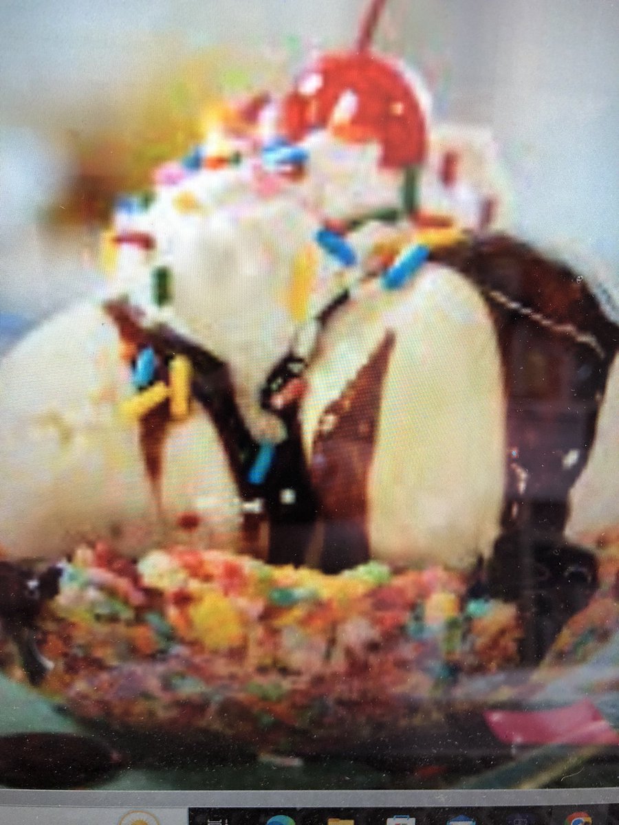 nancyk32's tweet photo. Thank you Chicago Ridge PTA for the ice cream Sunday’s. We loved them.  Thank you Mrs Willer for scooping for us. #cridgepride @nancyk32 https://t.co/j289TJQB6f
