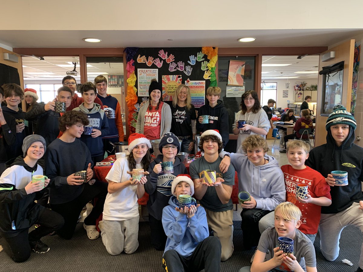 CBTohickonMS's tweet photo. Art students are enjoying delicious hot chocolate in the ceramic mugs they made! #Art #Tohickon #CBSD @CBdthomasART https://t.co/SSUTbIhpBe