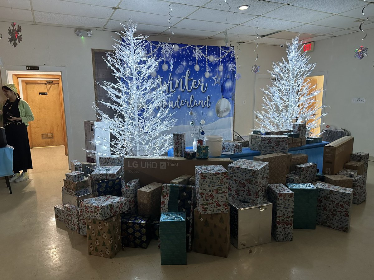 537 X-MAS party was amazing!  Great food, some Recognition and just enjoying our THD family🎉