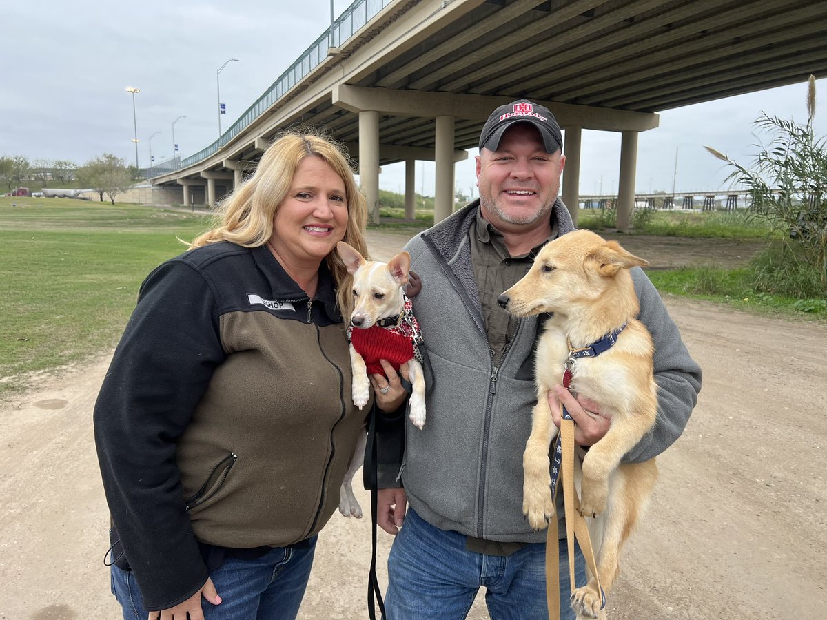 Some news to make you smile today! The stray border dog our team has been taking care of the last 10 days was just picked up & adopted by a family from Georgia! They’re naming him “Madden”, & his chihuahua brother Pedro was also rescued from the border w/ help from @MattFinnFNC!