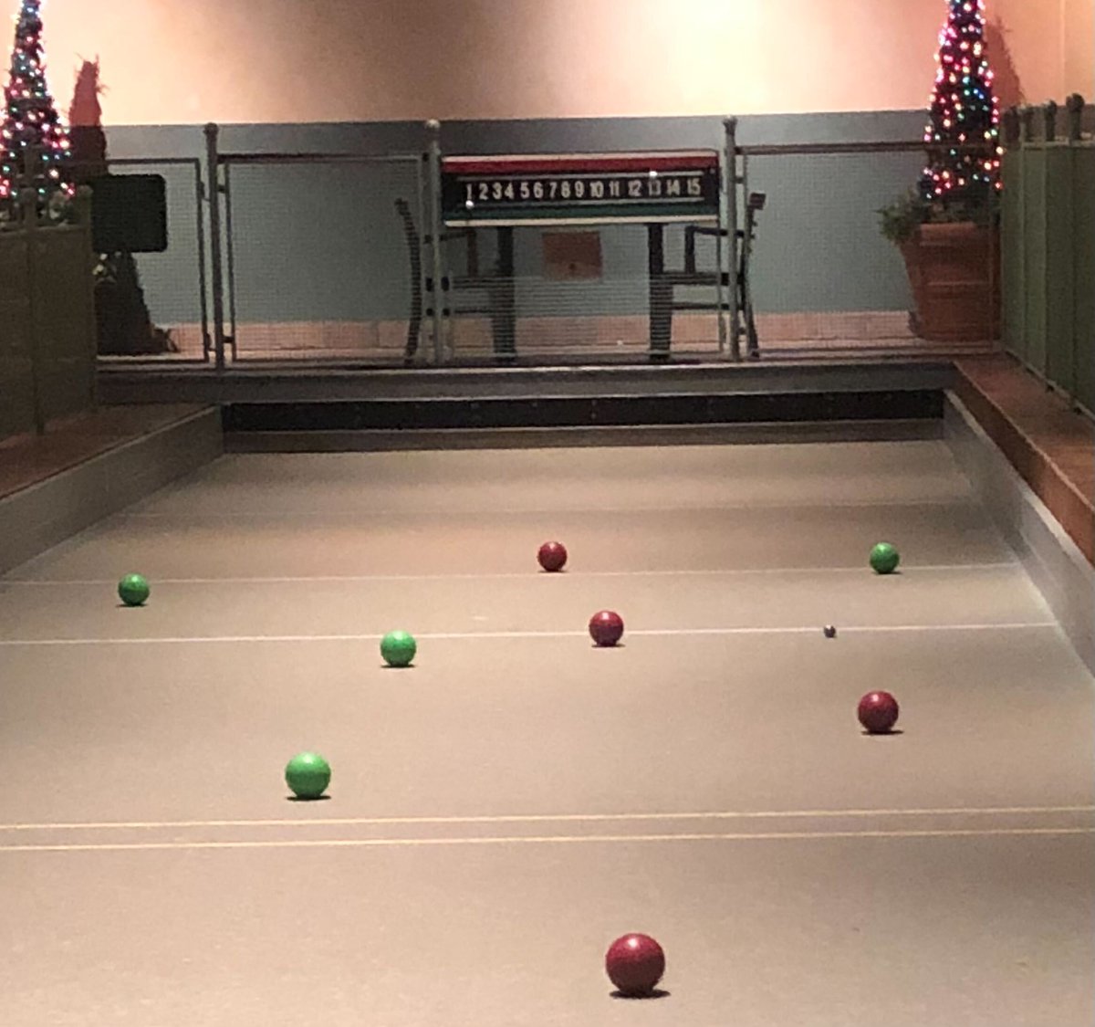 MetroWirelessIN's tweet photo. 🎄Merry Metro! What a blast we has this year at the Metro Wireless annual Christmas party. The night was filled with great friends, libations, food, and some killer Bocce. https://t.co/Y4TQUvROK3