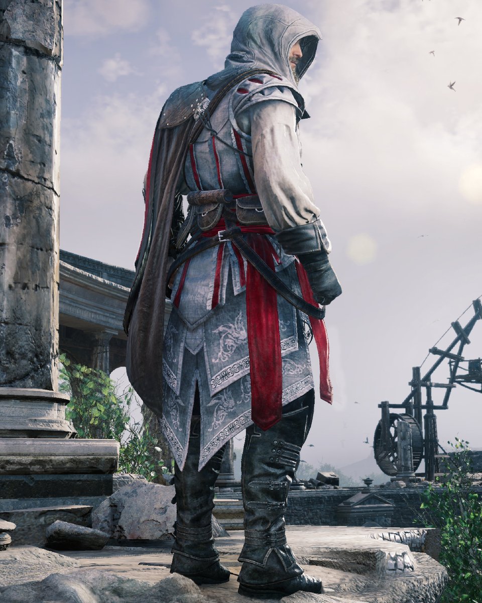 Assassin's Creed on X: The Young Ezio Legacy Outfit is now