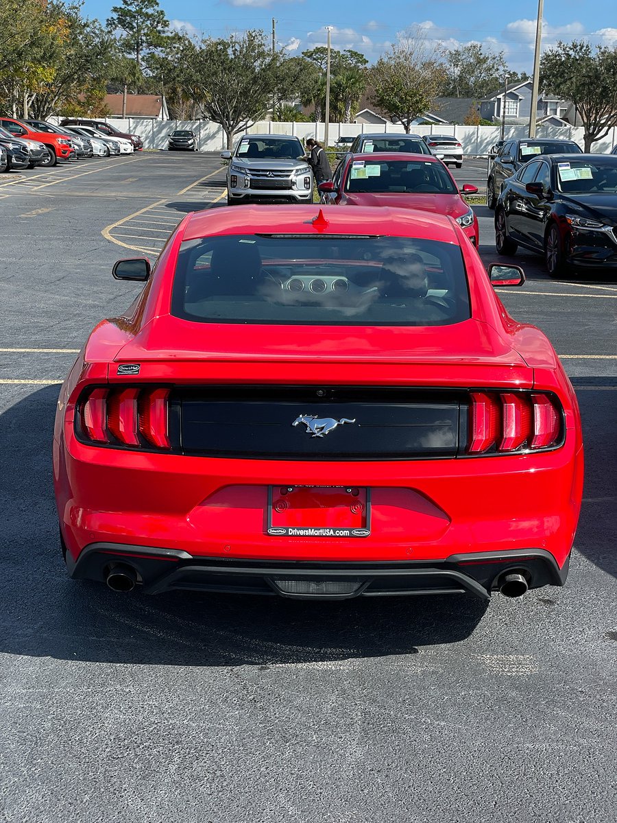 DriversMart's tweet image. Santa has a new ride this year and it's a sleek red 2021 Ford Mustang with an EcoBoost engine. If you want to feel like the jolly old man himself, come check out this beauty at our pre-owned superstore. Merry Christmas and happy driving! 🎅
