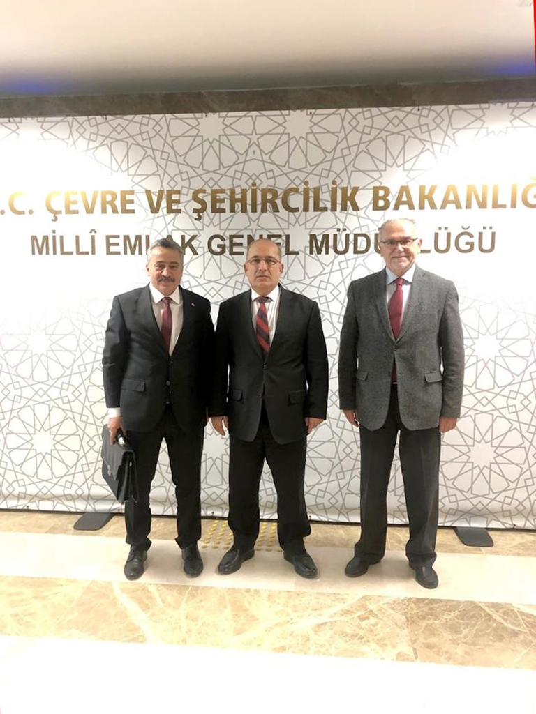 mehmettutal_'s tweet photo. İlçe Başkanımız Kemalettin Atalay ile birlikte, ilçemize yeni yapılacak hastane binası, hastanemizin doktor ihtiyacı, Alacabel Tüneli ve Belediyemizin projeleri hakkında görüşmeler yaptık...
#Seydişehir #Ankara #Bakanlıklar #Milletvekillerimiz #Proje #Yatırım #Hatane #Alacabel https://t.co/d6ENP1CsiR