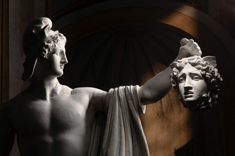 aifotoweb's tweet photo. Ecco  una serie di proposte per un Natale all’insegna dell’arte in giro per l’Italia, in città grandi e piccole del nostro bellissimo Paese. Con una puntata anche nella vicina Svizzera.

https://t.co/PKZ0A49yt0

#AIFoto #Natale #mostre https://t.co/a2idwkXmzl