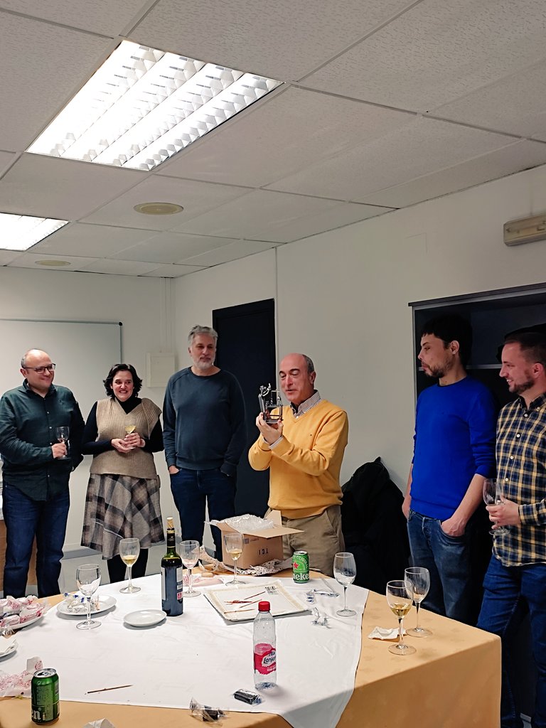 nazariolab's tweet photo. Finally, we could celebrate Nazario's 2020 National Award in Chemistry. We also enjoyed a great Christmas lunch all together! https://t.co/oZSyMqUP7u