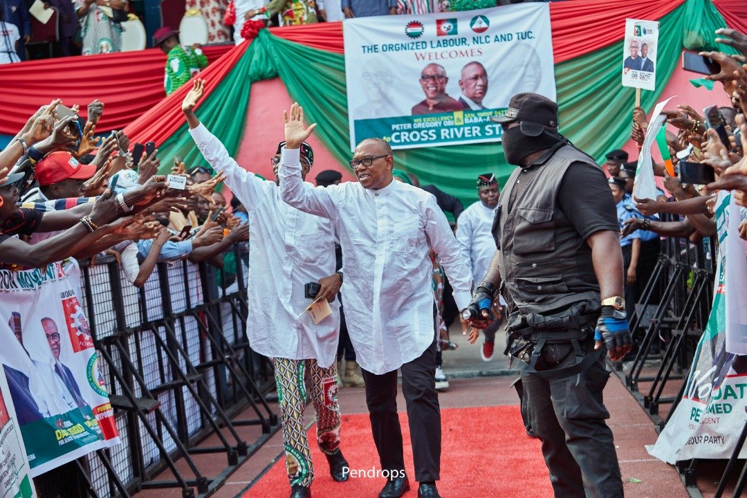 TheOfficialPOMA's tweet photo. HE Peter Obi threw the crowd into ecstasy as he arrived in company of his charming wife, Margaret Obi and the @NgLabour Chairman, Julius Abure.

#ObiDattiInCrossRiver https://t.co/sDWQaaNfyF