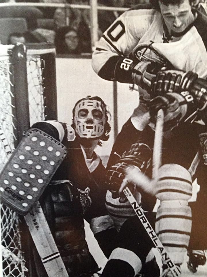 Old Hockey Cards tweet media