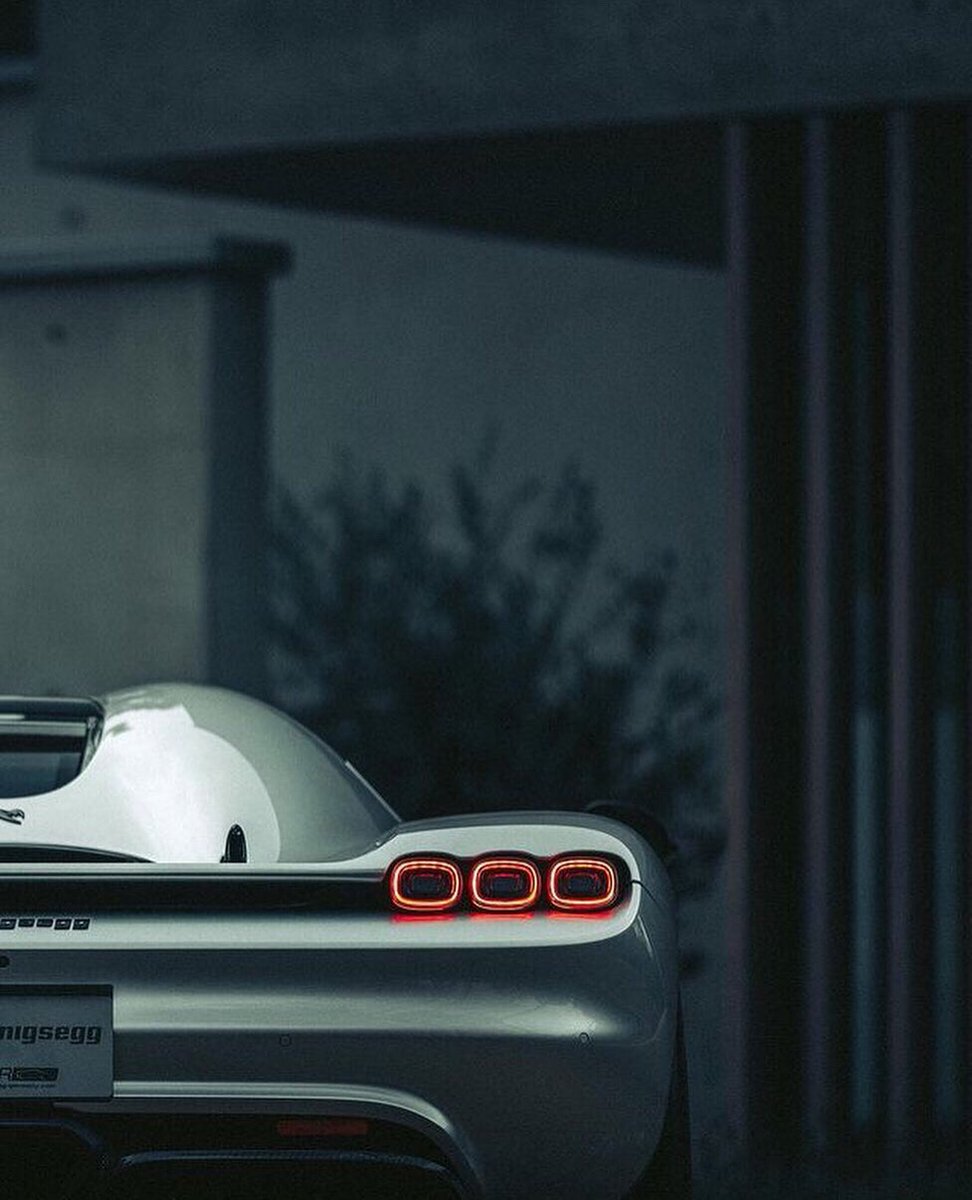 imdb.com/title/tt4038578

#Shill #BeachLife #BankJob #Luxury #Heist #SuperCar  #Koenigsegg #ShillCarbon #GTA